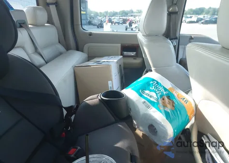 2004 Ford F-150 Lariat/Xlt из США, поврежденный, VIN 1FTPW12584KA76877